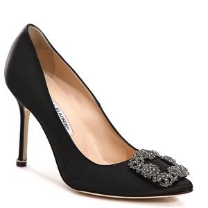 Manolo Blahnik Hangisi satin pumps
